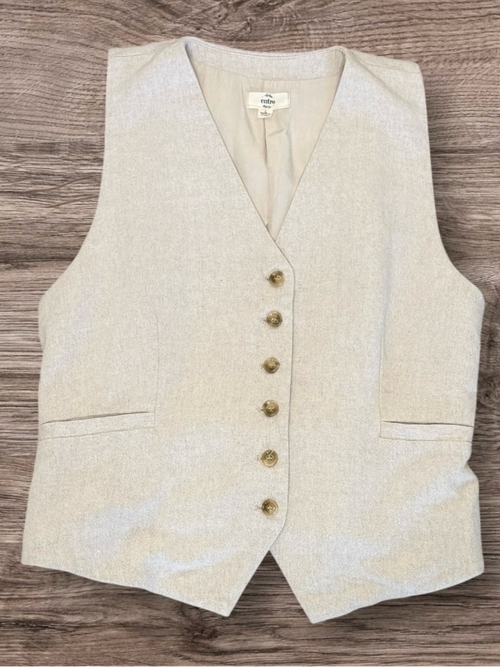 Entro Linen Blend Peplum Vest Top
Women's L Beige Button Front Cottagecore Boho